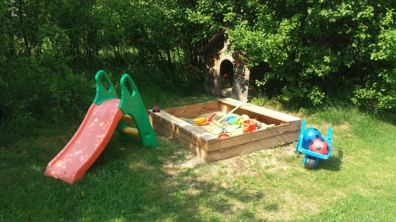 Forest Rustic Apartment Brdy Vesin Bagian luar foto